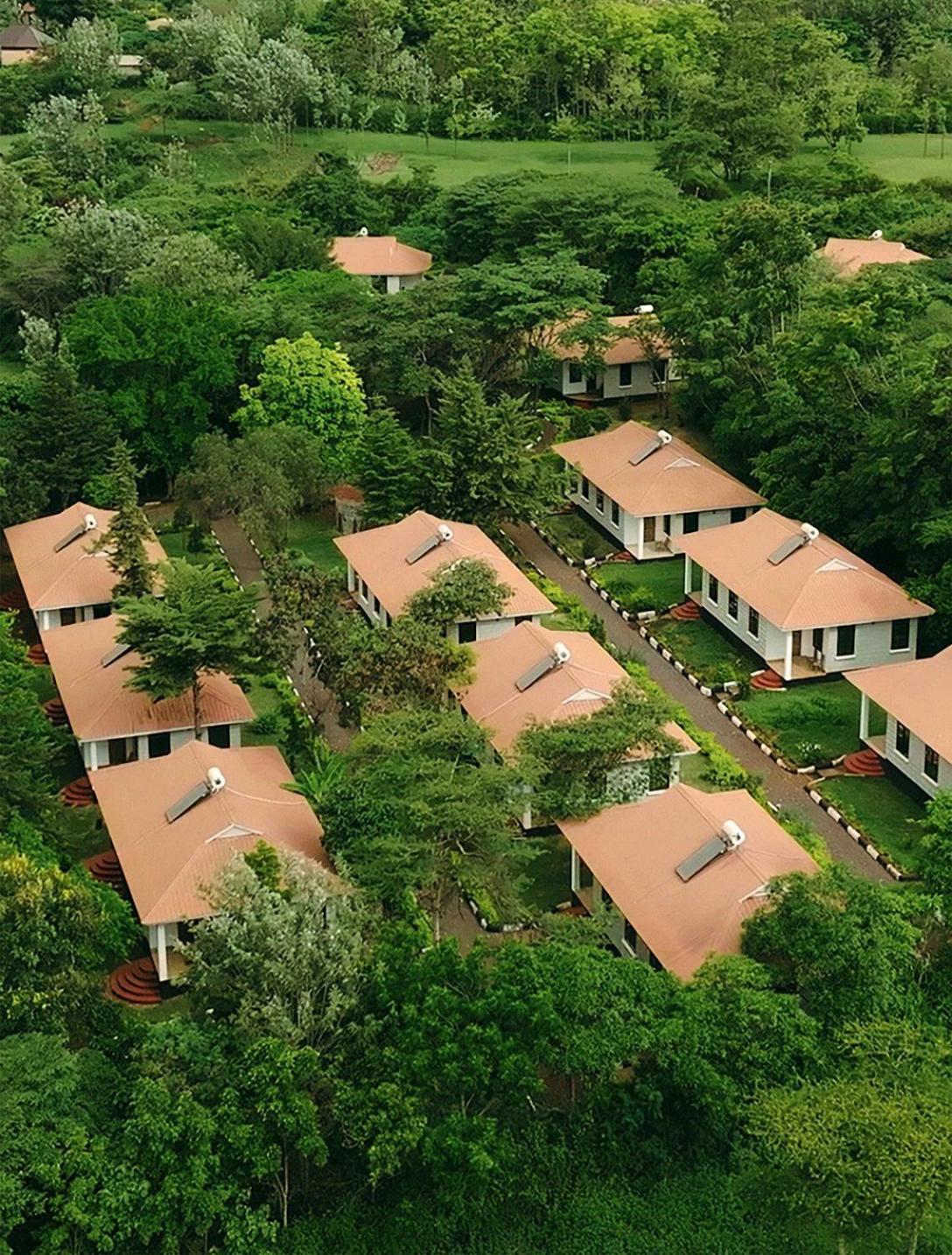 Ngorongoro Corridor Lodge Карату Екстериор снимка
