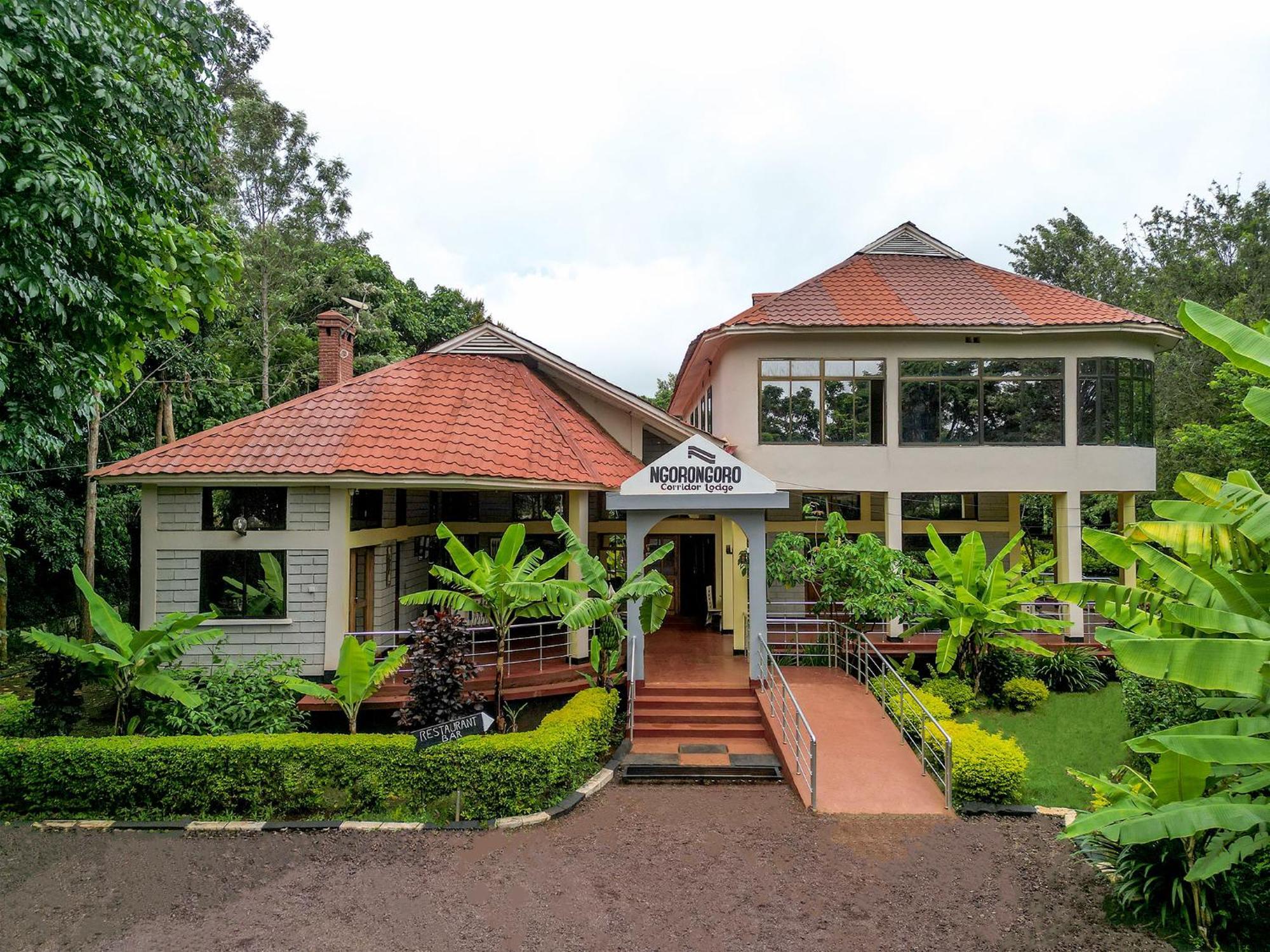 Ngorongoro Corridor Lodge Карату Екстериор снимка
